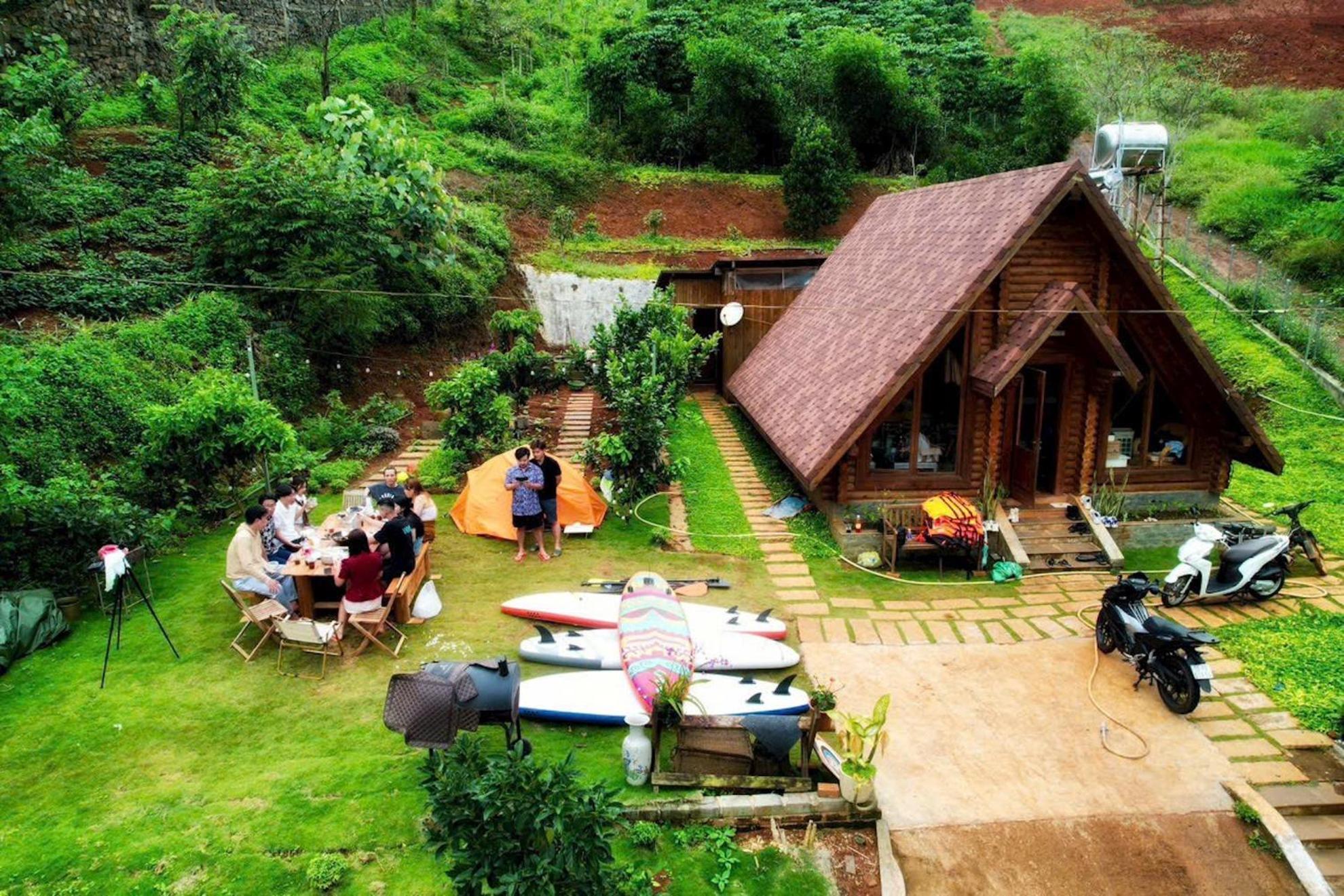 Nha Bao La - Ho Dak Long Thuong Bảo Lộc Exterior photo